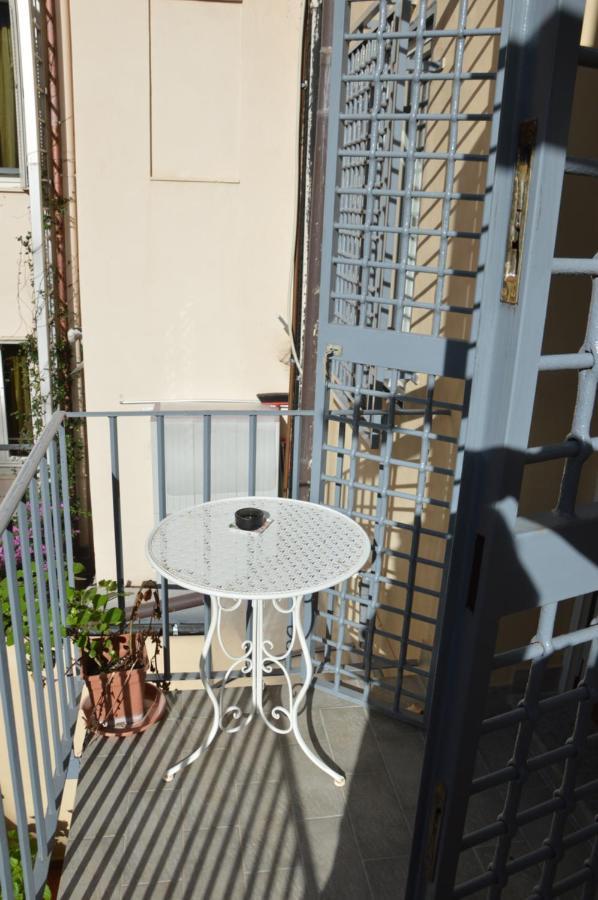 Ferienwohnung Love Nest In The Heart Of Rom Exterior foto